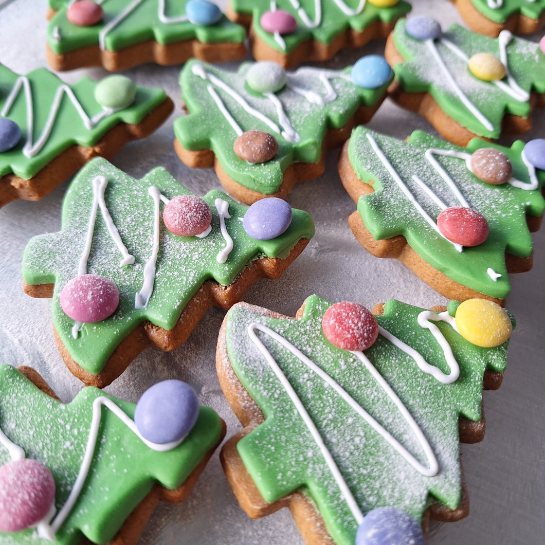 Gingerbread Christmas Tree Cookie Kit